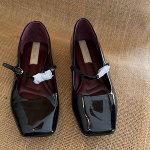 Franco Sarto Black Patent Leather Square Toe Mary Jane flats, Never Worn